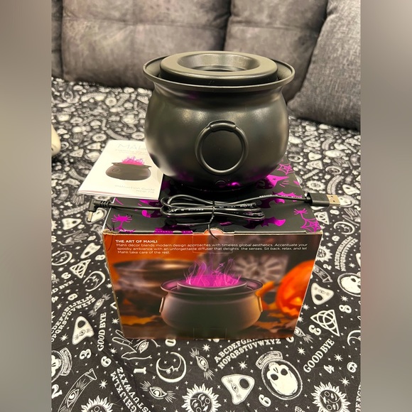 Mahli Flaming Cauldron Aroma Diffuser. TikTok viral. New in Box - Picture 5 of 5